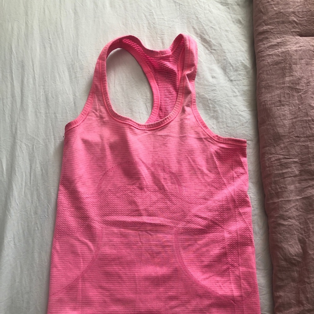 Lululemon hot pink tank top